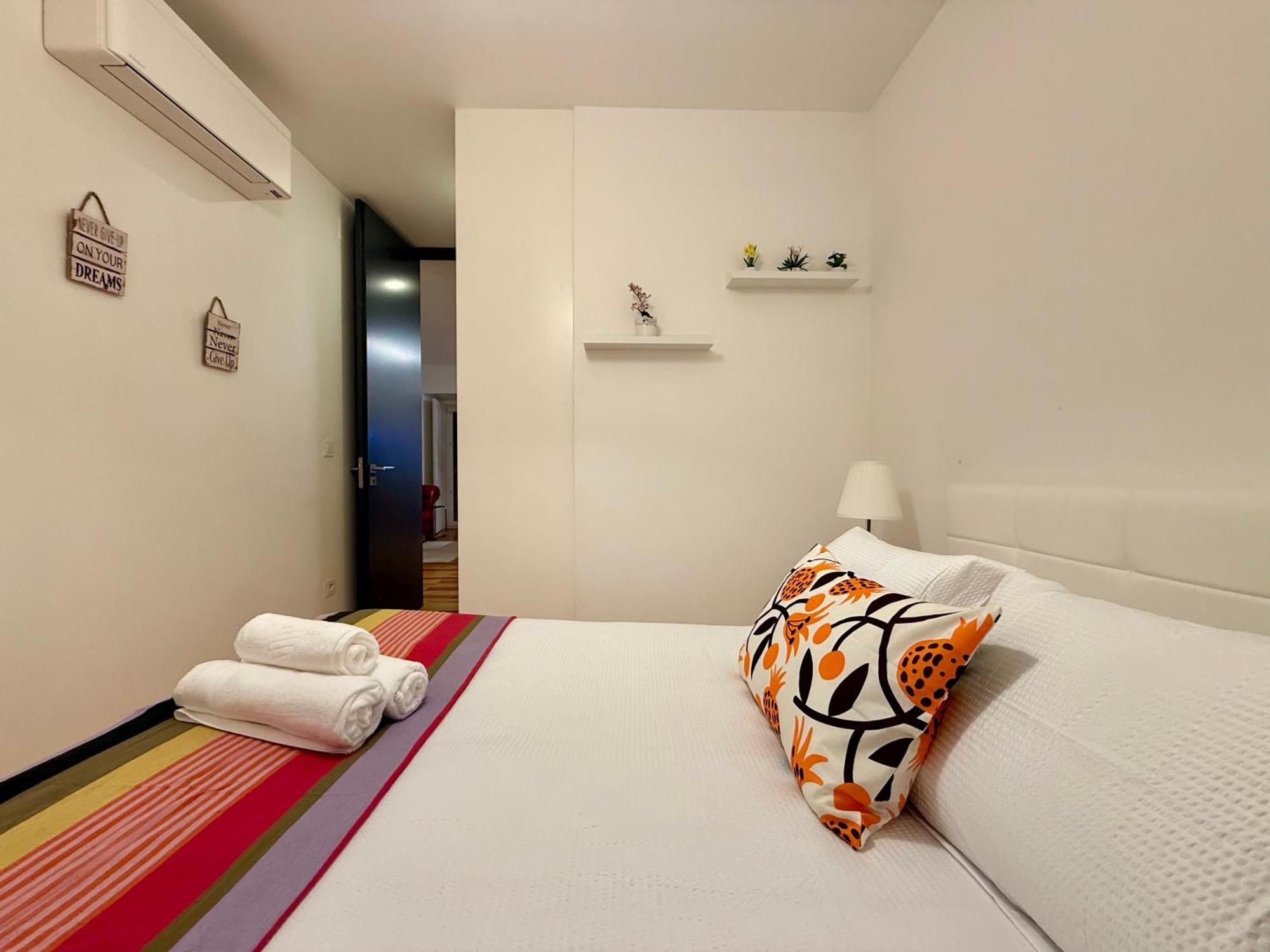 Apto Com 2 Quartos Apartment Lissabon