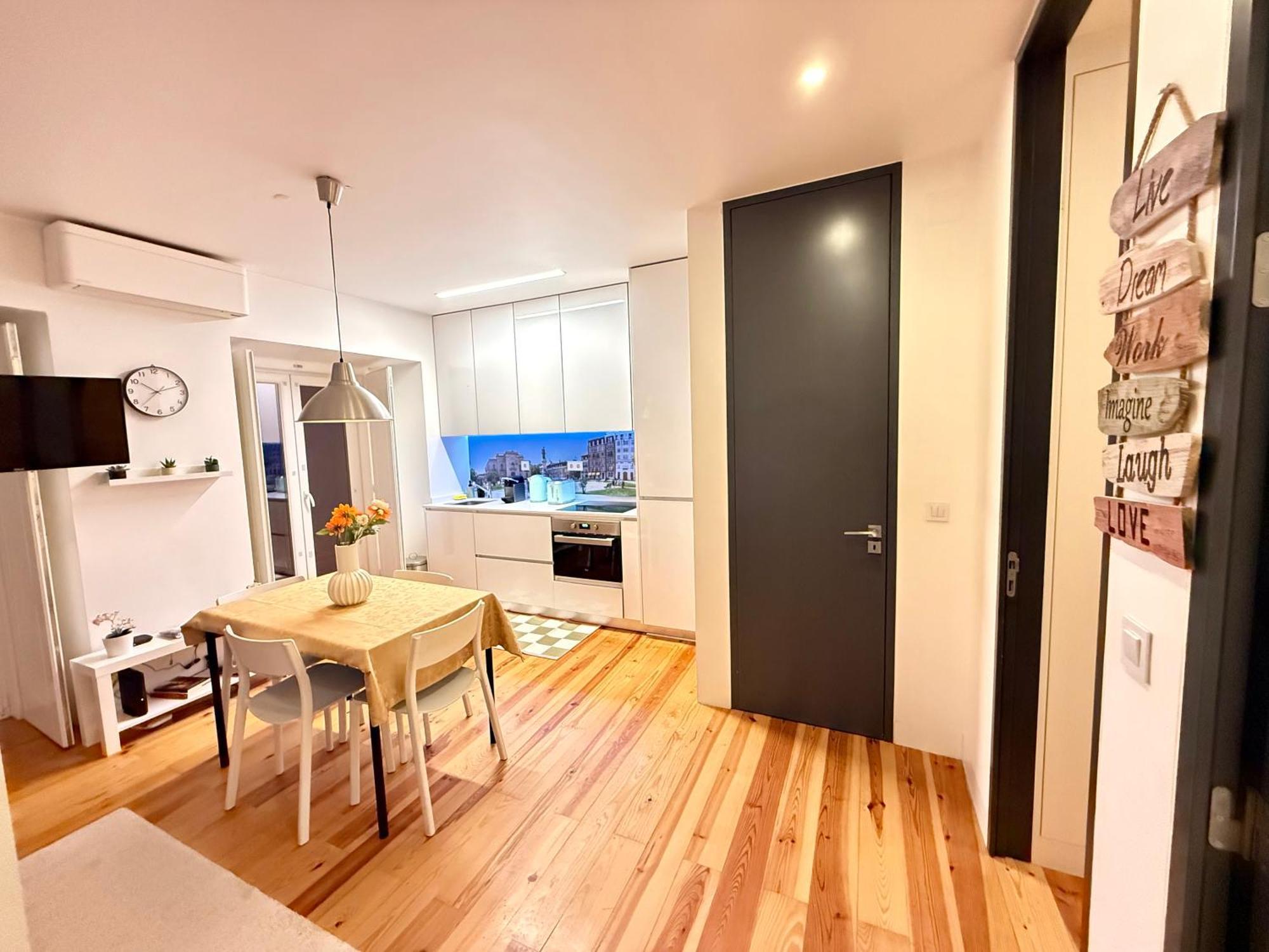 Apto Com 2 Quartos Apartment Lissabon